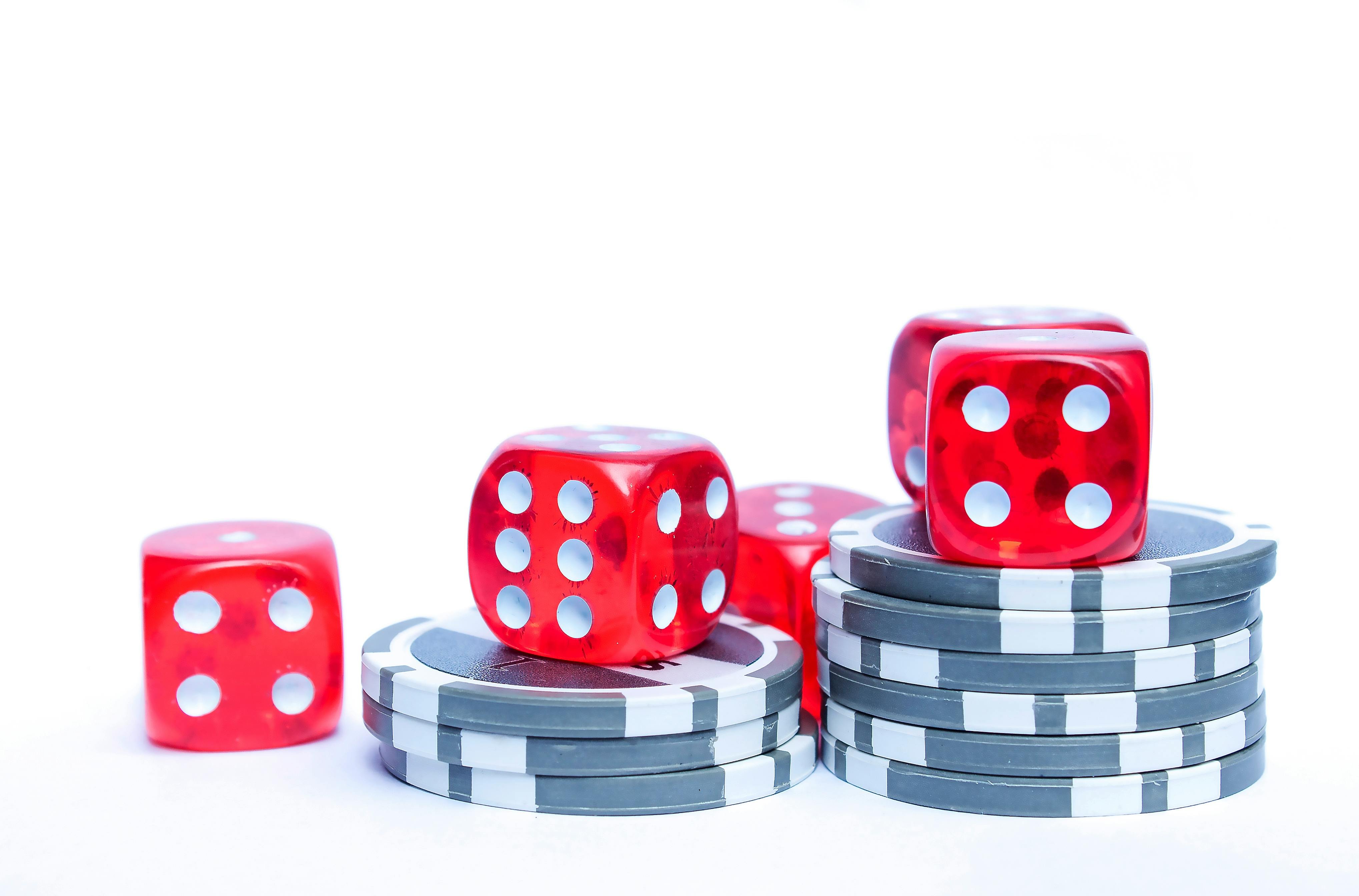 Pair of 7s — eligible for splitting Player hand showing pair of sevens ready to split